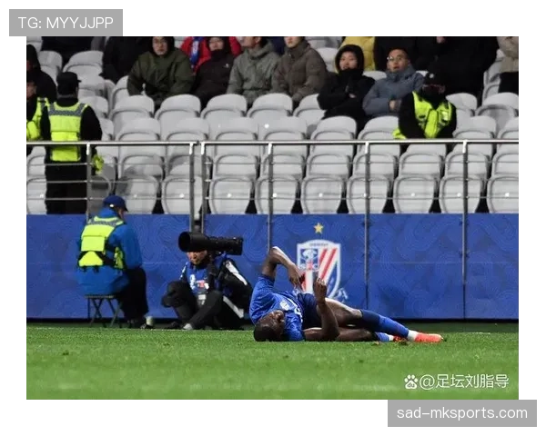 申花内讧引爆争冠危机！战术溃败谁之过？豪门身份能否守住？