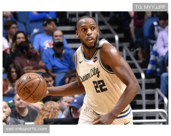 米德尔顿挡拆拉开空间提升球队外线投篮效率